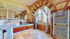 Bathroom- click for photo gallery